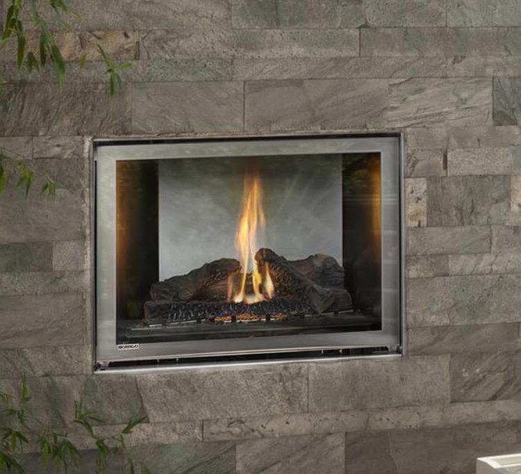 Montigo H34VO outdoor gas fireplace.