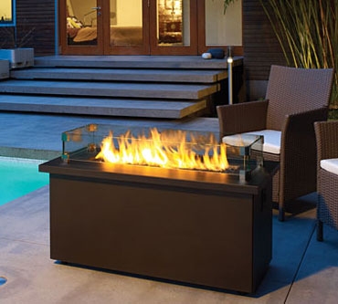 Regency Plateau outdoor gas firetable.