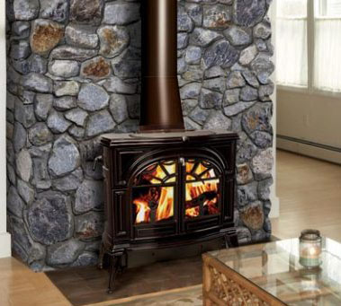 Vermont Castings Defiant two in one Stove in Black or Bordeaux